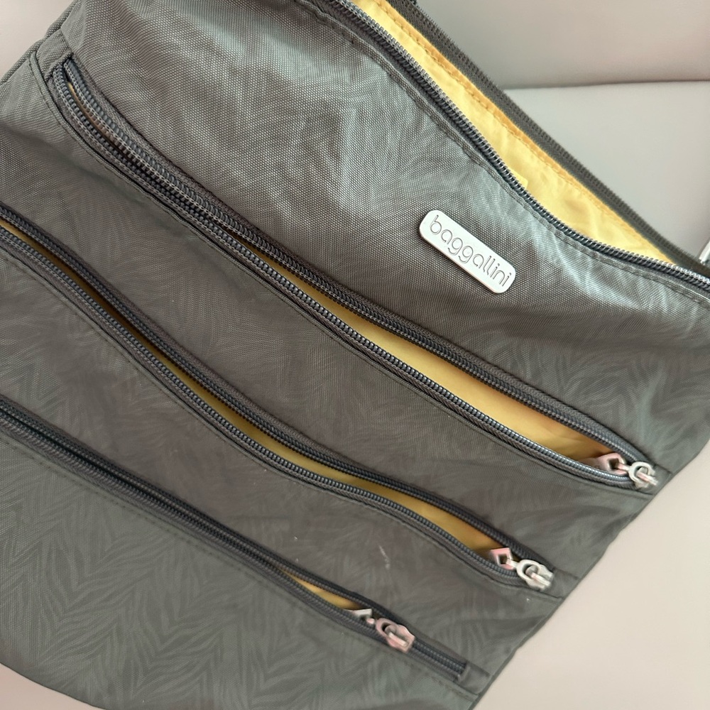 Baggallini Charcoal Messenger Bag - Picture 5 of 5